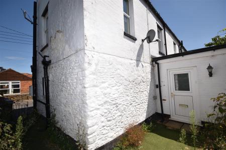 3 bedroom Semi-detached house for sale in Holme Lane, Ruskington, Sleaford