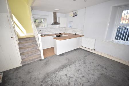 3 bedroom Semi-detached house for sale in Holme Lane, Ruskington, Sleaford