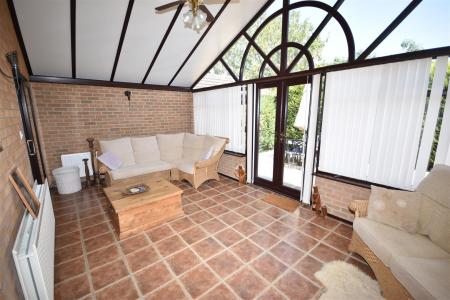 3 bedroom Detached bungalow for sale in Whitehouse Road, Ruskington, Sleaford