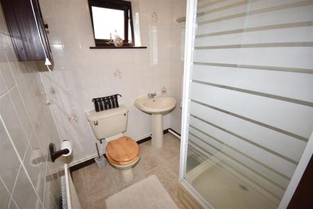 3 bedroom Detached bungalow for sale in Whitehouse Road, Ruskington, Sleaford