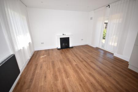1 bedroom Bungalow to let in Rectory Road, Ruskington, NG34