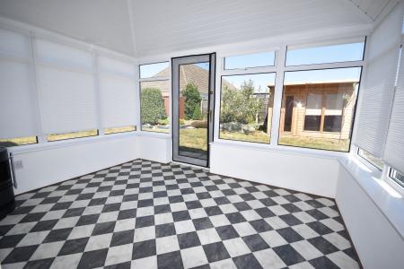 1 bedroom Bungalow to let in Rectory Road, Ruskington, NG34
