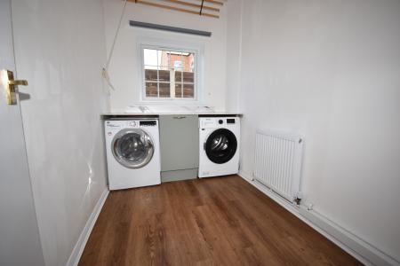 1 bedroom Bungalow to let in Rectory Road, Ruskington, NG34