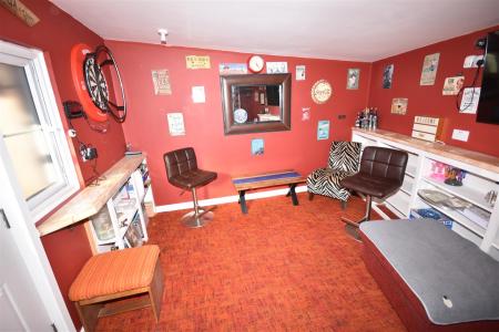 3 bedroom Semi-detached house for sale in Durham Avenue, Sleaford
