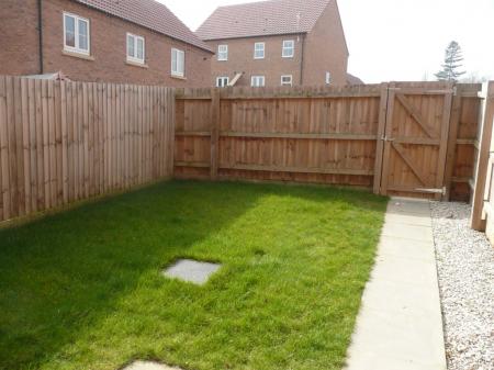 4 bedroom Town house to let in Arran Close, Greylees, Sleaford, NG34