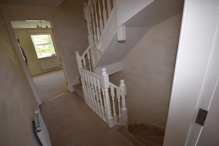 4 bedroom Town house to let in Arran Close, Greylees, Sleaford, NG34