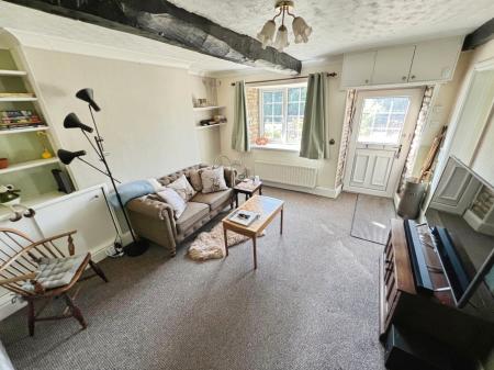 2 bedroom Semi-detached house for sale in Middle Street, Metheringham, Lincoln
