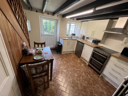 2 bedroom Semi-detached house for sale in Middle Street, Metheringham, Lincoln