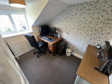 2 bedroom Semi-detached house for sale in Middle Street, Metheringham, Lincoln
