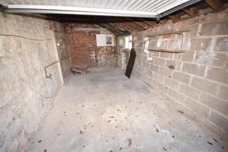 2 bedroom Semi-detached house for sale in Middle Street, Metheringham, Lincoln