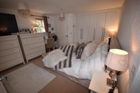 5 bedroom Town house to let in Murrayfield Avenue, Greylees, Sleaford, NG34