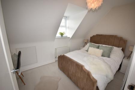 5 bedroom Town house to let in Murrayfield Avenue, Greylees, Sleaford, NG34