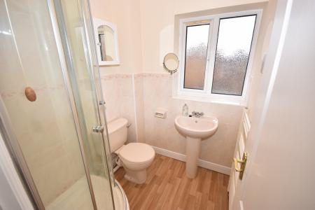 3 bedroom Detached house to let in Finch Drive, Sleaford, NG34