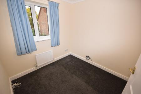 3 bedroom Detached house to let in Finch Drive, Sleaford, NG34
