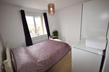 4 bedroom Detached house to let in Cliffe Avenue, Ruskington, NG34