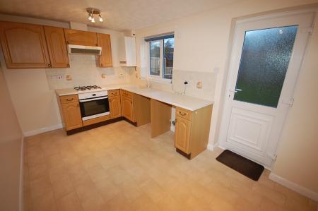 3 bedroom Semi-detached house to let in Falcon Way, Sleaford, NG34