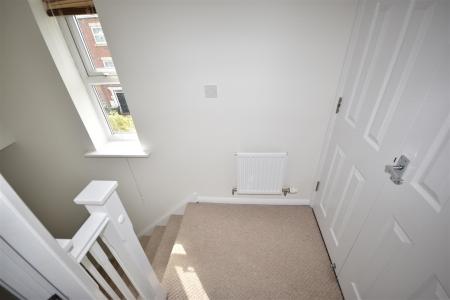 3 bedroom End of terrace house for sale in Kinross Road, Sleaford