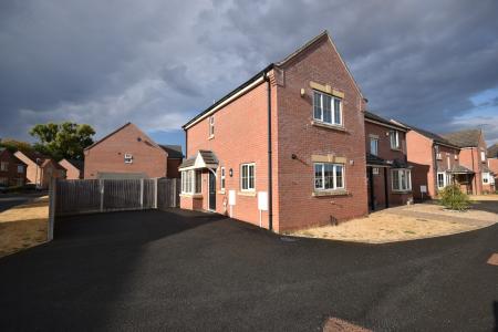 Sessile Crescent, Ruskington, NG34