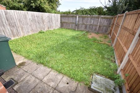 2 bedroom Terraced House to let in Ackrill Close, Coningsby, LN4