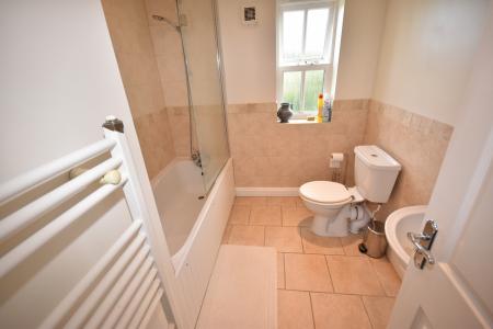 2 bedroom Terraced House to let in Ackrill Close, Coningsby, LN4
