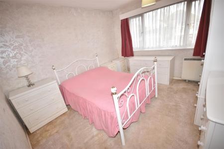 3 bedroom Detached bungalow for sale in St. Hughs Drive, North Hykeham, Lincoln