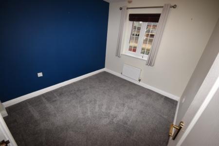 3 bedroom Semi-detached house to let in Rye Close, Sleaford, NG34