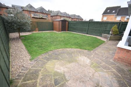 3 bedroom Semi-detached house to let in Rye Close, Sleaford, NG34