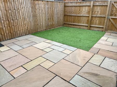 3 bedroom End of terrace house to let in Westgate, Sleaford, NG34