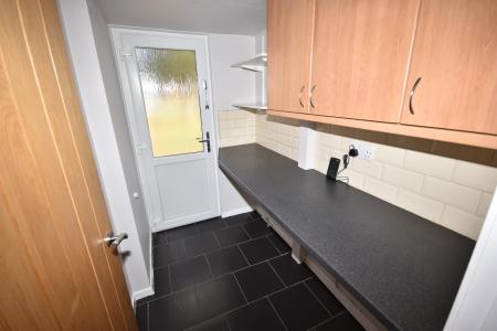 2 bedroom Semi-detached house to let in West Drive, Tattershall, LN4