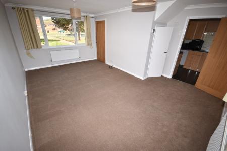 2 bedroom Semi-detached house to let in West Drive, Tattershall, LN4