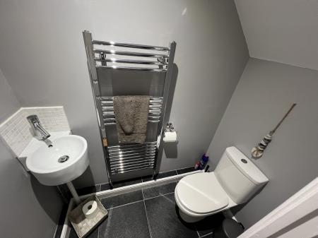 3 bedroom End of terrace house to let in Spire View, Sleaford, NG34