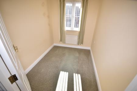 3 bedroom Semi-detached house to let in Keepers Way, Sleaford, NG34