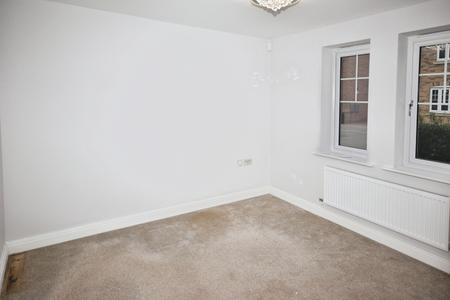 4 bedroom Detached house to let in Hoplands Road, Coningsby, LN4