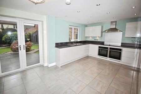 4 bedroom Detached house to let in Hoplands Road, Coningsby, LN4