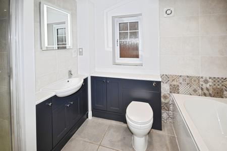 4 bedroom Detached house to let in Hoplands Road, Coningsby, LN4