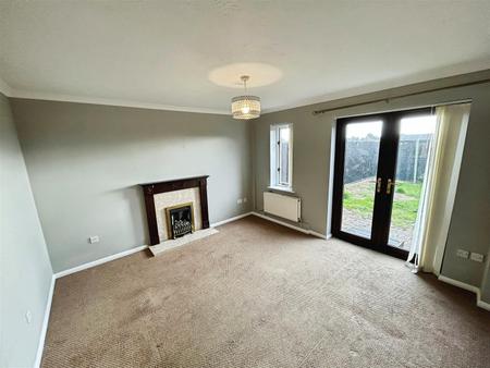 2 bedroom Terraced House for sale in Wing Drive, Fishtoft, Boston
