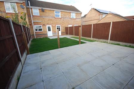 3 bedroom Terraced House to let in Polyanthus Drive, Sleaford, NG34