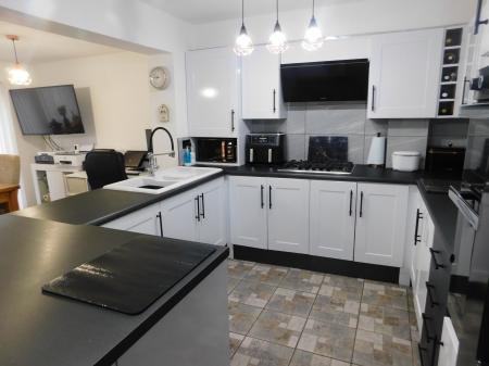 3 bedroom Semi-detached house for sale in Nautilus Drive, Minster, ME12