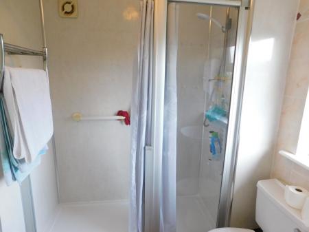 2 bedroom Semi-detached house for sale in Swanstree Avenue, Kemsley, Sittingbourne, ME10