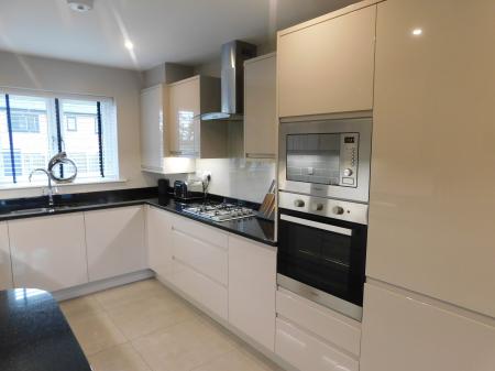 4 bedroom Semi-detached house for sale in Minster Road