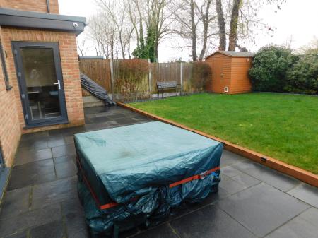 4 bedroom Semi-detached house for sale in Minster Road