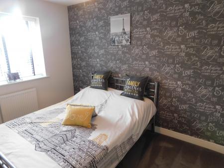 4 bedroom Semi-detached house for sale in Minster Road