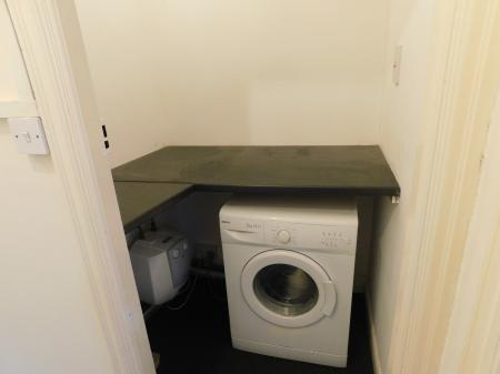 1 bedroom Flat to let in Broadway, Sheerness, ME12
