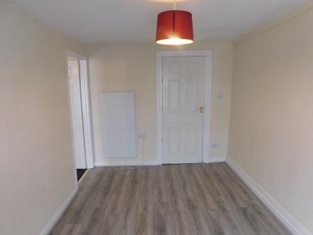 1 bedroom Flat to let in Broadway, Sheerness, ME12