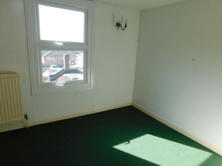 2 bedroom Property to let in High Street, Sheerness, ME12