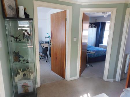 3 bedroom Semi-detached house to let in Wheatsheaf Gardens, Sheerness, ME12