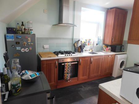 3 bedroom Semi-detached house to let in Wheatsheaf Gardens, Sheerness, ME12