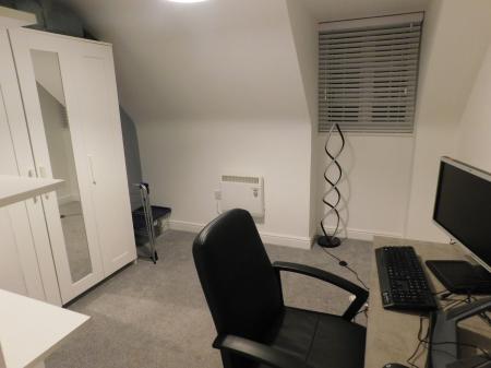 2 bedroom Flat to let in Stagshaw Close, Maidstone, ME15