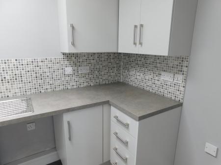 2 bedroom Flat to let in Raite Green, Sittingbourne, ME10