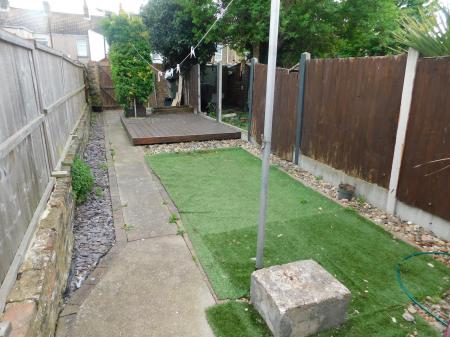 2 bedroom Terraced House to let in Clyde Street, Sheerness, ME12